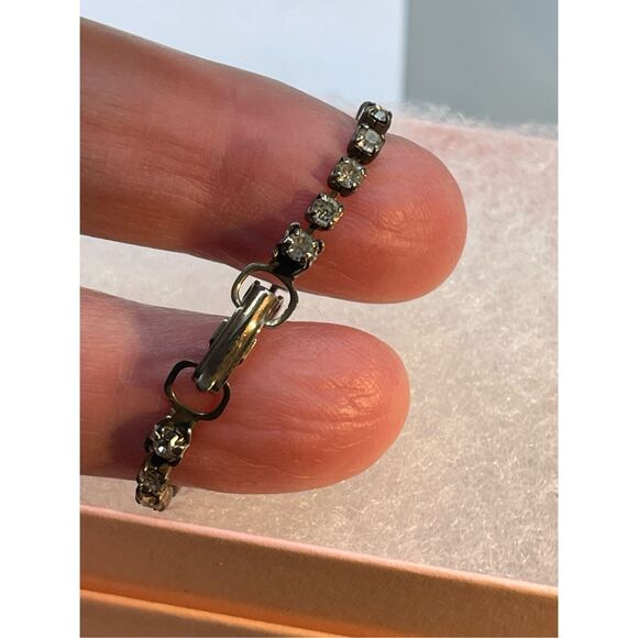 Vintage baby bracelet- mid century- rhinestone - Picture 3 of 7